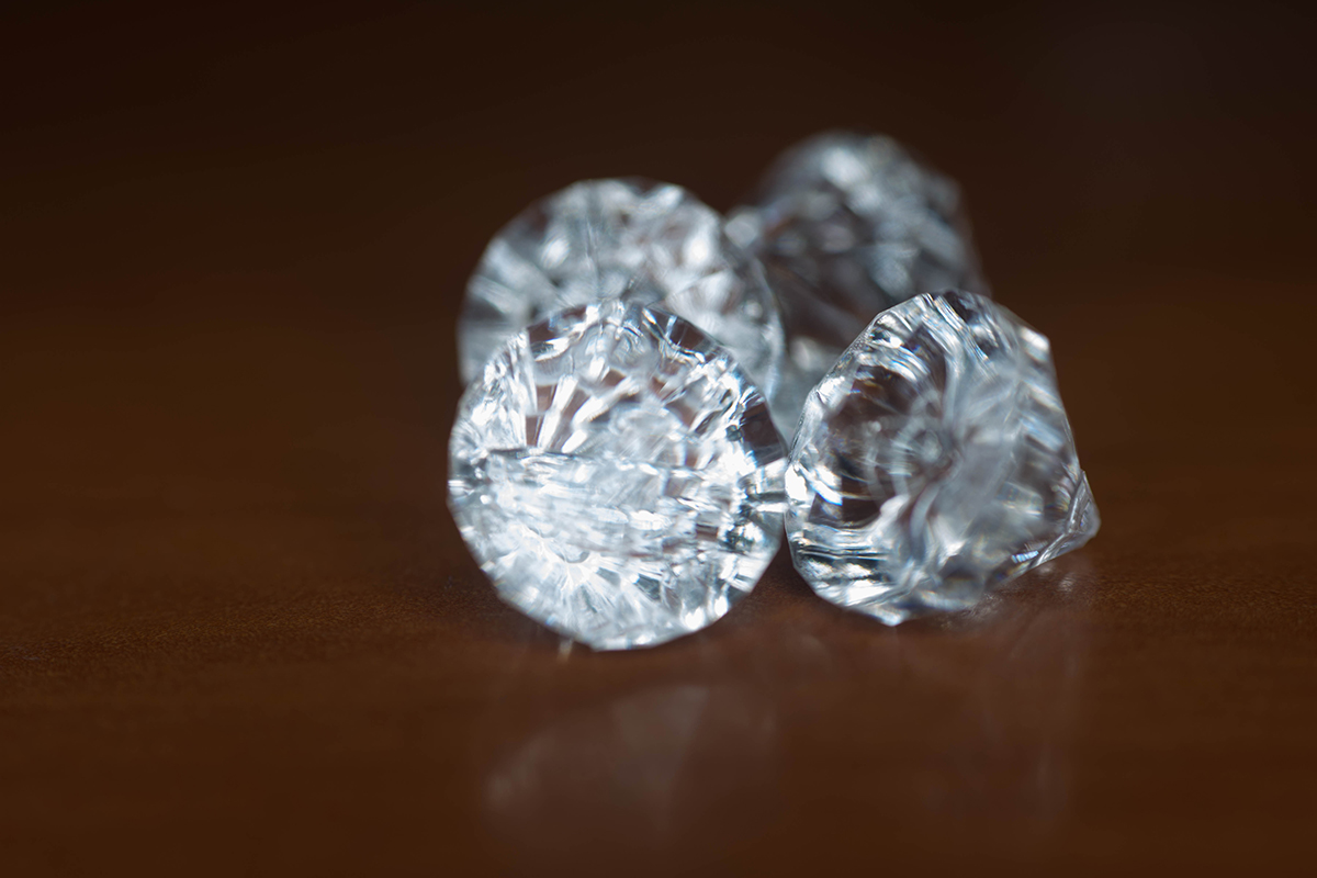 lab-grown-vs-natural-diamonds